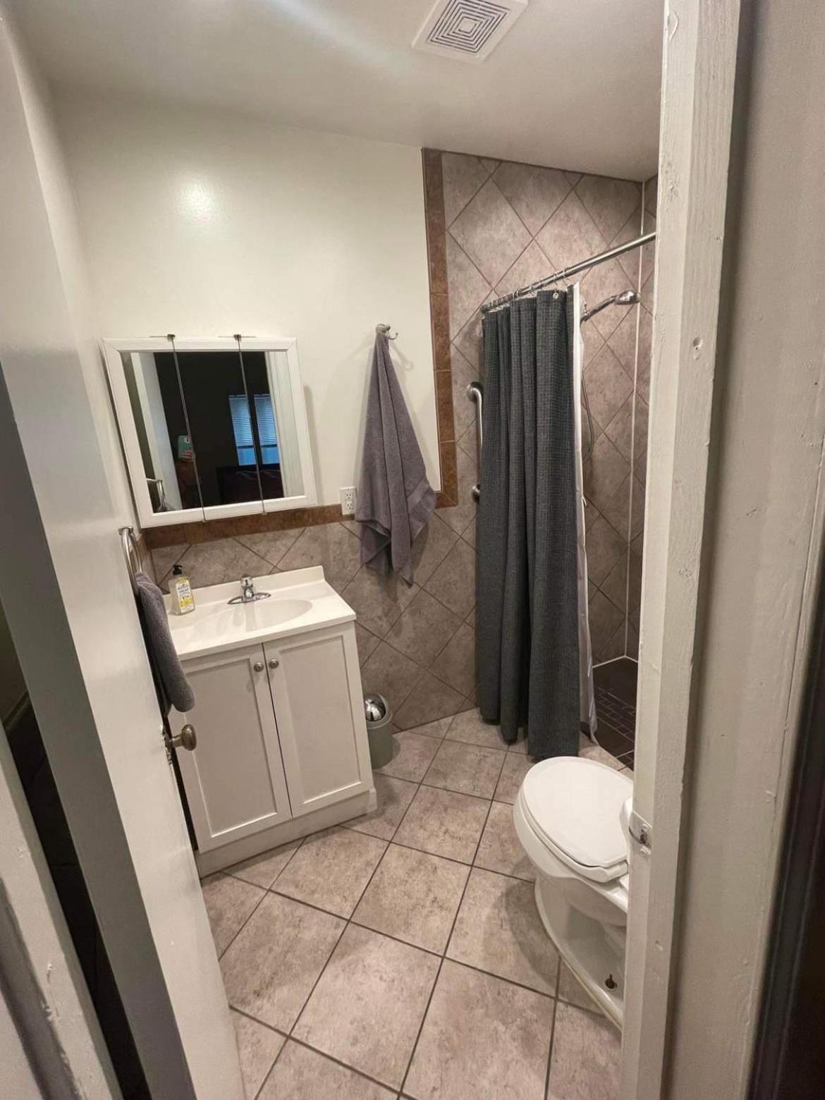 Quiet, Gated Oasis Near Downtown Lexington Apartment Екстериор снимка