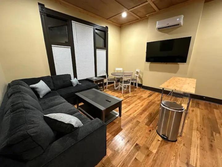 Quiet, Gated Oasis Near Downtown Lexington Apartment Екстериор снимка