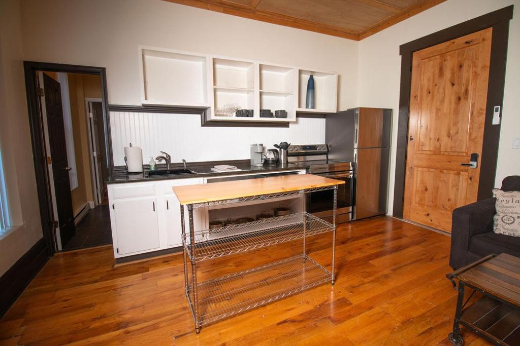 Quiet, Gated Oasis Near Downtown Lexington Apartment Екстериор снимка