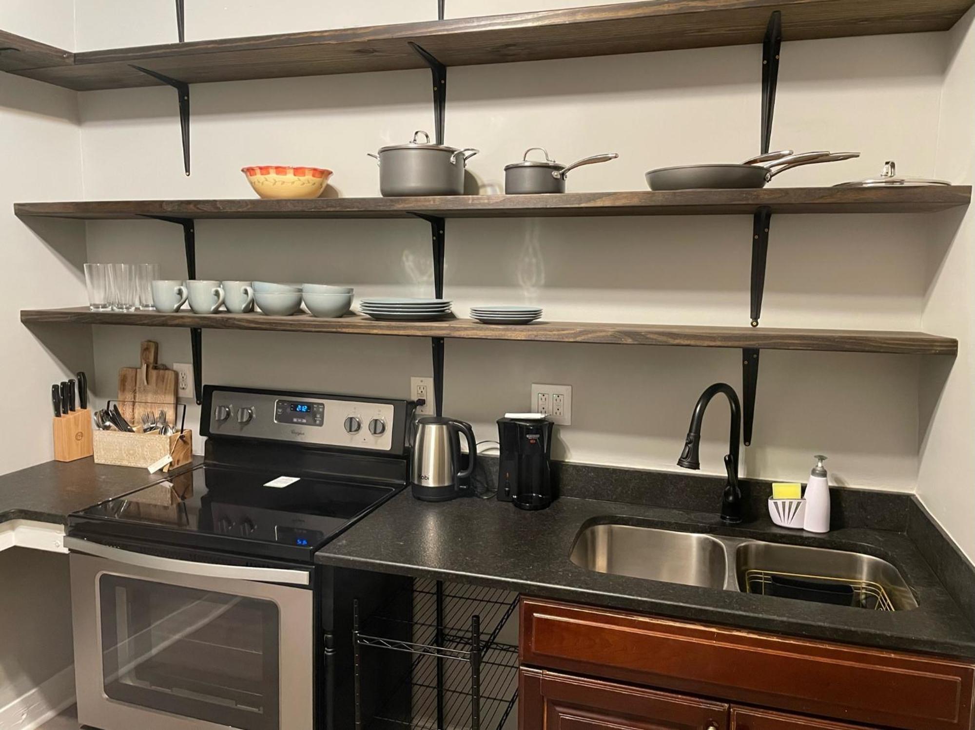 Quiet, Gated Oasis Near Downtown Lexington Apartment Екстериор снимка