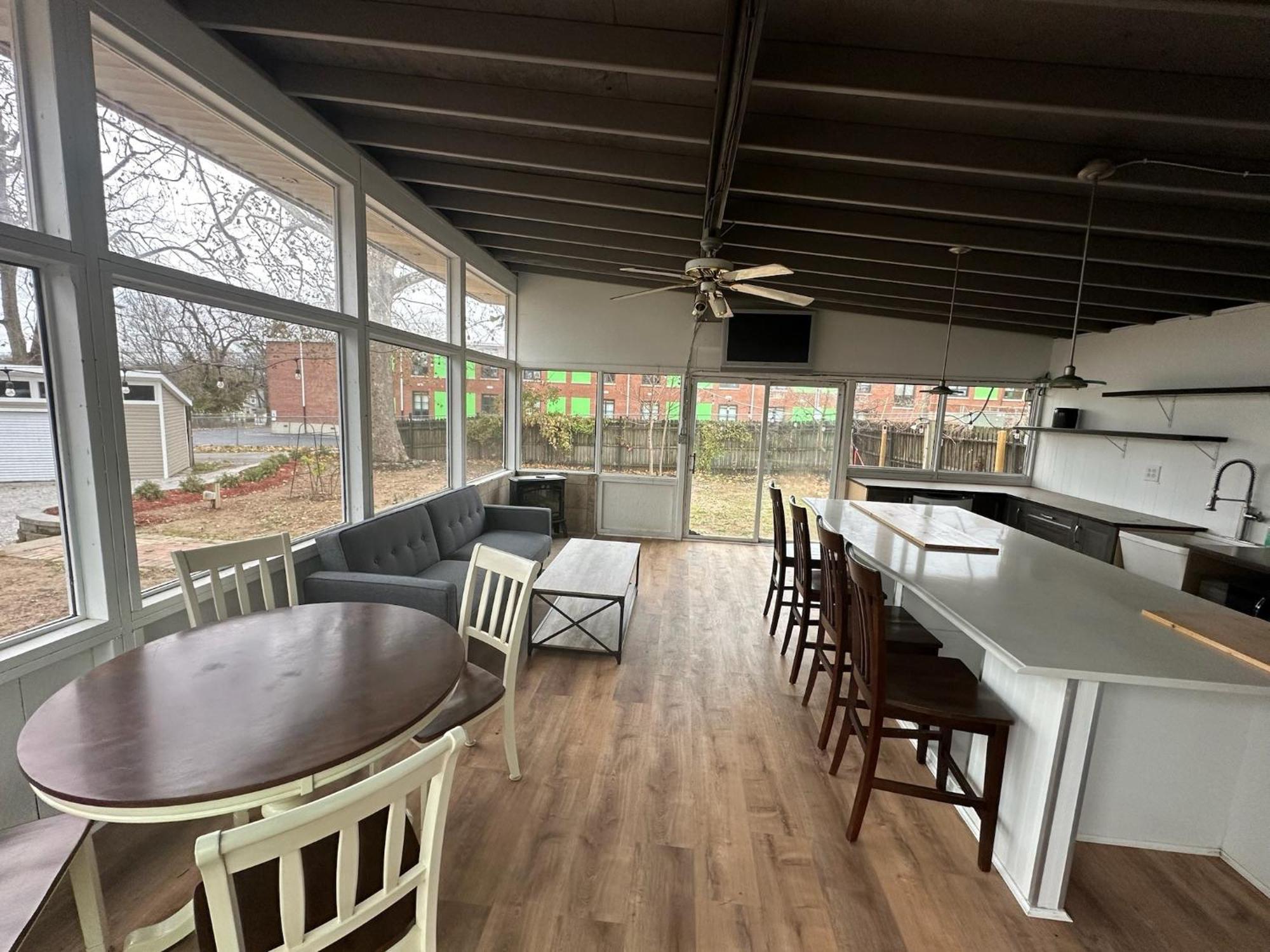 Quiet, Gated Oasis Near Downtown Lexington Apartment Екстериор снимка