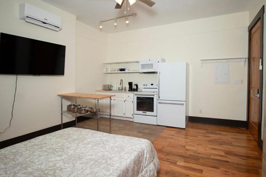 Quiet, Gated Oasis Near Downtown Lexington Apartment Екстериор снимка